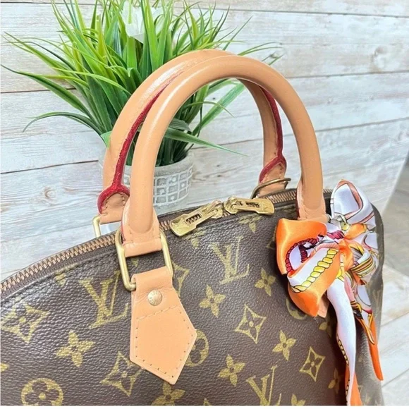 AUTHENTIC LOUIS VUITTON ALMA PM - Picture 4 of 10